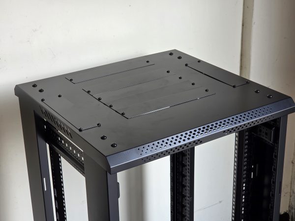 落地型框架組 600 600 22U 網路機櫃