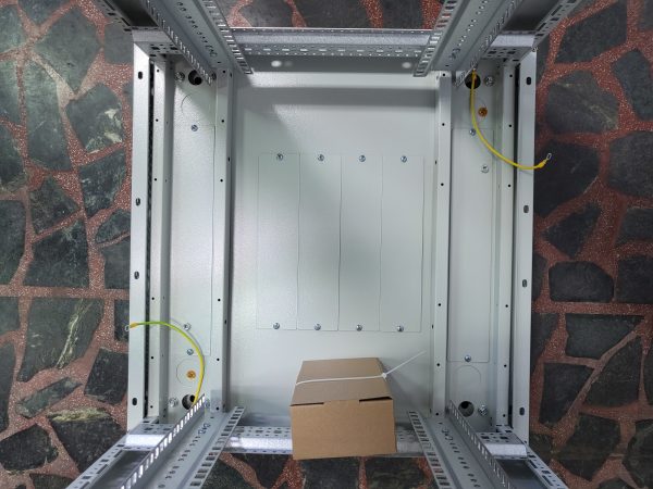 落地型框架組 600 600 22U 網路機櫃